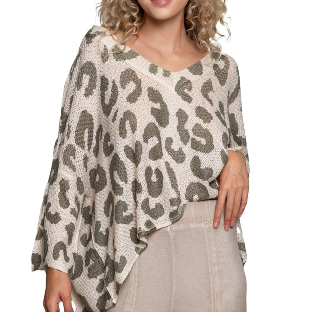 POL Oversized Leopard Animal Print Knit Sweater Boxy Boho Slouchy Top Size L